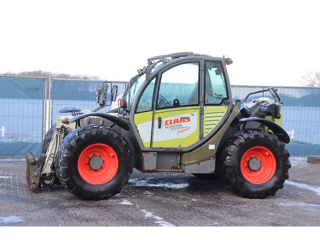 Verreiker claas scorpion 7040 diesel 88kw 4000kg 7m 2010 - afbeelding 1 van  1