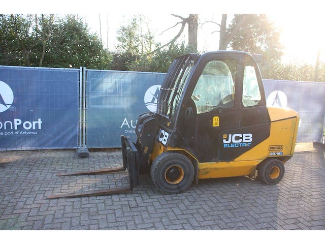 Verreiker jcb 30-19e elektrisch 3000kg 4.4m 2021 - afbeelding 1 van  1