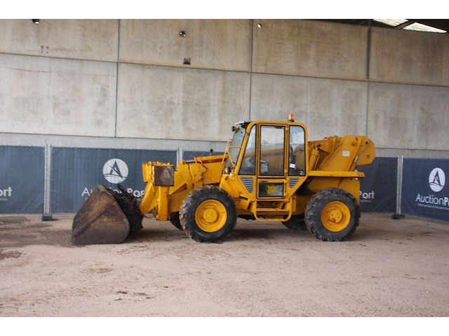 Verreiker jcb 530-120 diesel 79kw 3000kg 12m - afbeelding 1 van  1