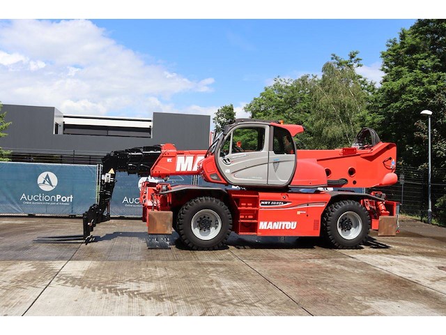 Verreiker manitou mrt 3255+ diesel 5500kg 31.6m 2016 - afbeelding 1 van  1