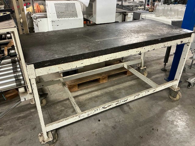 Verrijbare bakkerstafel - afbeelding 1 van  5