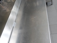 Verrijbare rvs werktafel - afbeelding 2 van  2