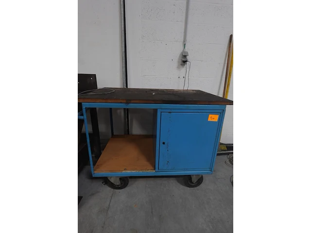 Verrijbare werkplaats/montagewagen - afbeelding 1 van  3