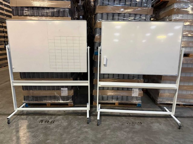 Verrijdbaar - whiteboards en flipovers (2x) - afbeelding 1 van  3