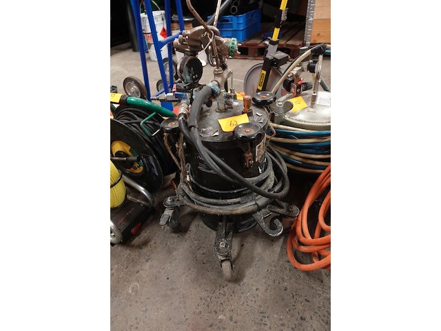 Verrijdbaar inox drukvat - afbeelding 1 van  5