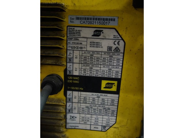 Verrijdbaar lasapparaat esab + plasmasnijder stamos germany - afbeelding 3 van  14