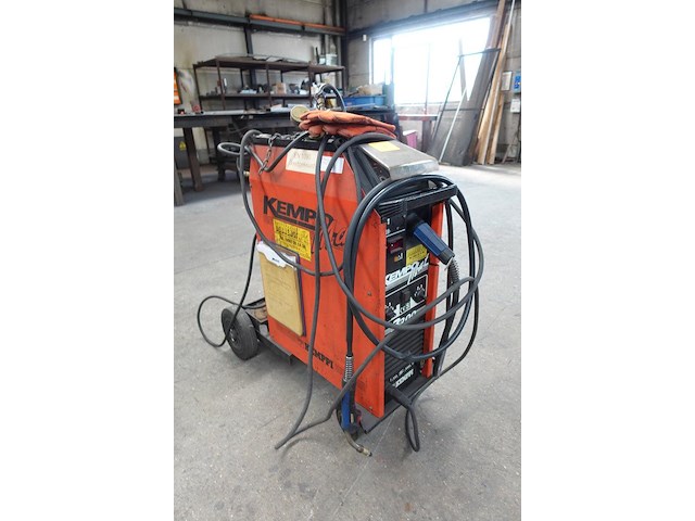 Verrijdbaar lasapparaat kemppi - afbeelding 2 van  6