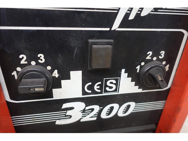 Verrijdbaar lasapparaat kemppi - afbeelding 5 van  6