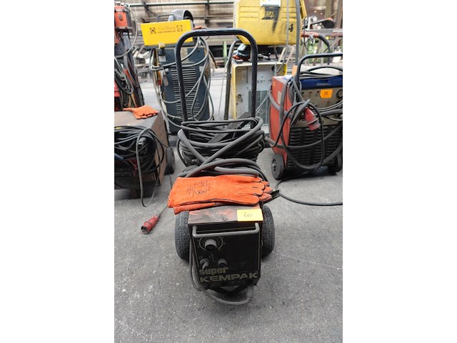 Verrijdbaar lasapparaat kemppi - afbeelding 1 van  5