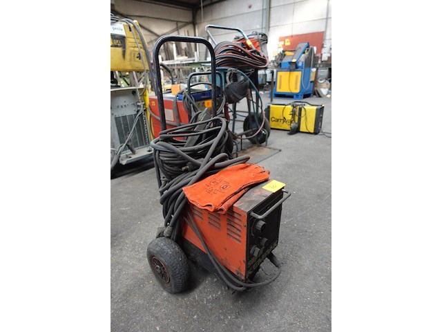 Verrijdbaar lasapparaat kemppi - afbeelding 2 van  5