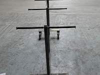Verrijdbaar metalen droogrek - afbeelding 4 van  5