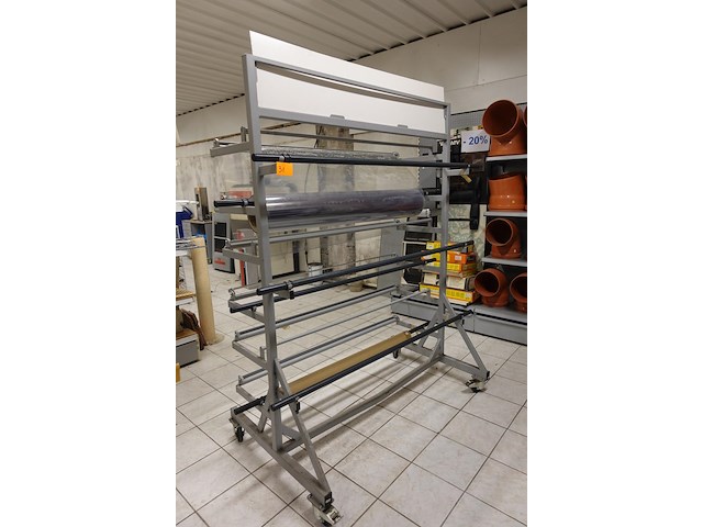 Verrijdbaar metalen folierek - afbeelding 1 van  3