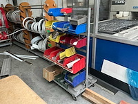 Verrijdbaar opbergrek met inhoud - afbeelding 1 van  7