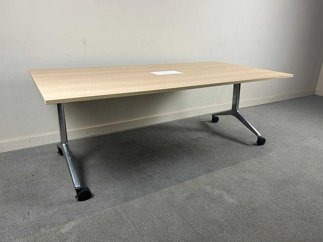 Verrijdbaar-opklapbaar - vergadertafel - afbeelding 3 van  9