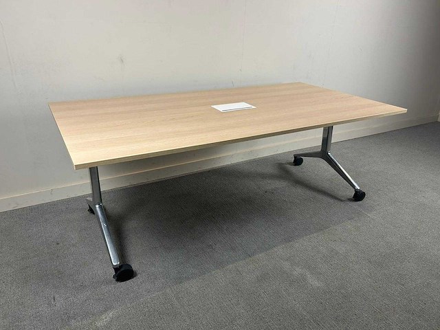 Verrijdbaar-opklapbaar - vergadertafel - afbeelding 2 van  8