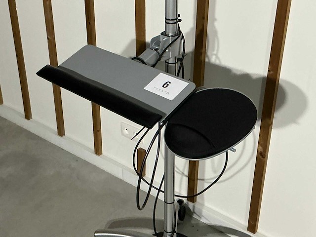 Verrijdbaar pc desk - afbeelding 3 van  6
