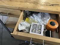 Verrijdbaar rek met inhoud - afbeelding 4 van  4