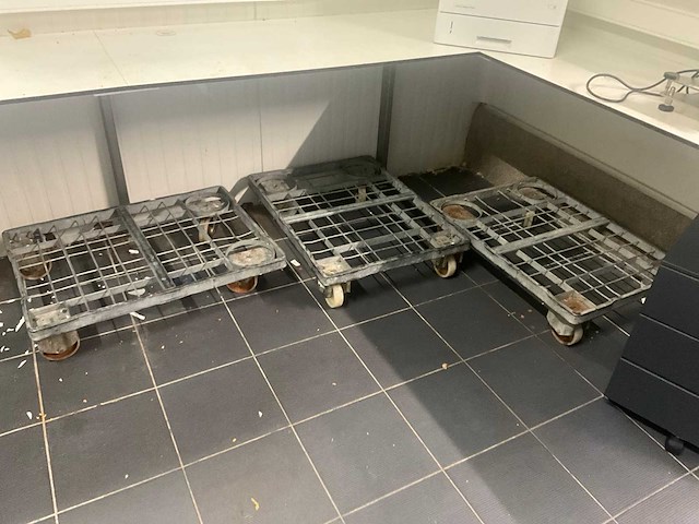 Verrijdbaar rollen plateau (5x) - afbeelding 2 van  3