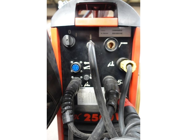 Verrijdbaar tig lasapparaat kemppi - afbeelding 6 van  7