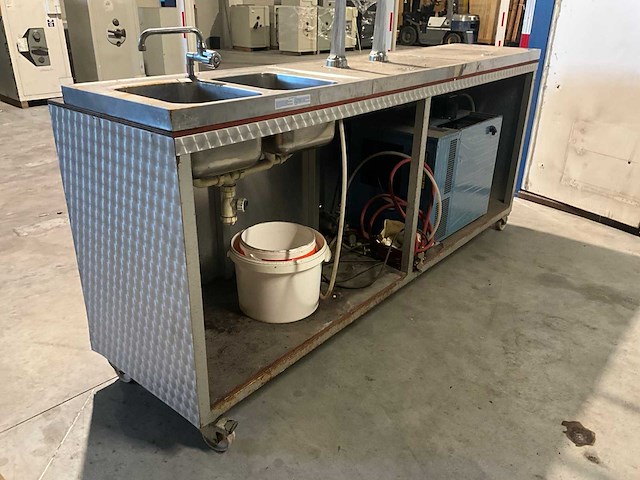 Verrijdbaar toogmeubel - afbeelding 3 van  14