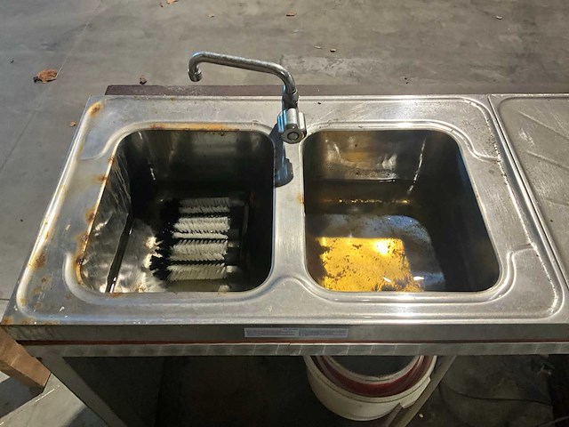 Verrijdbaar toogmeubel - afbeelding 8 van  14