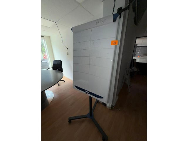 Verrijdbaar whiteboard - afbeelding 1 van  2