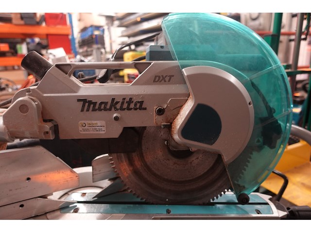 Verrijdbare afkortzaagmachine makita - afbeelding 6 van  7