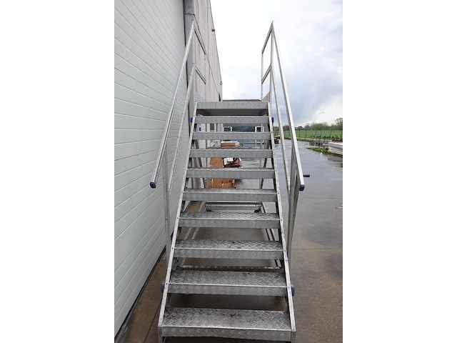 Verrijdbare alu magazijn ladder - afbeelding 3 van  5