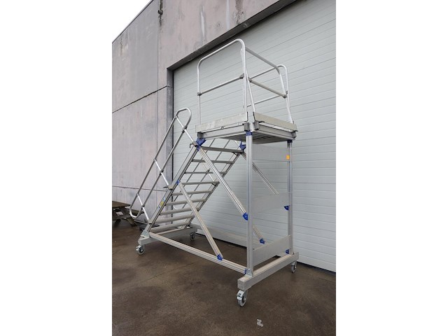Verrijdbare alu magazijntrap creaxess - afbeelding 4 van  6