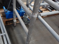 Verrijdbare alu stelling altrex - afbeelding 3 van  4