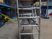 Verrijdbare alu stelling altrex - afbeelding 3 van  7