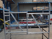 Verrijdbare alu stelling altrex - afbeelding 4 van  5
