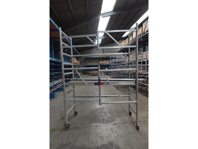 Verrijdbare alu stelling - afbeelding 4 van  6