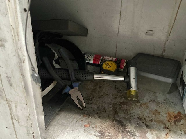 Verrijdbare alu werktafel en werkkast - afbeelding 8 van  9