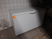 Verrijdbare bakdiepvries zanussi - afbeelding 1 van  4