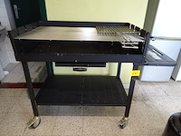 Verrijdbare barbeque metro