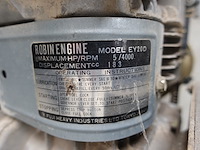 Verrijdbare benzine generator robin - afbeelding 7 van  10