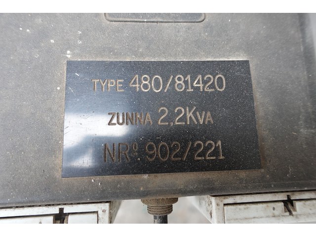Verrijdbare benzine generator robin - afbeelding 10 van  10