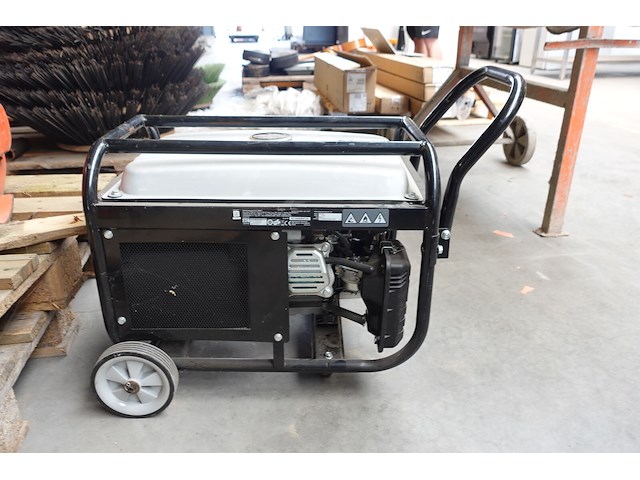 Verrijdbare benzinegenerator duro pro - afbeelding 6 van  12