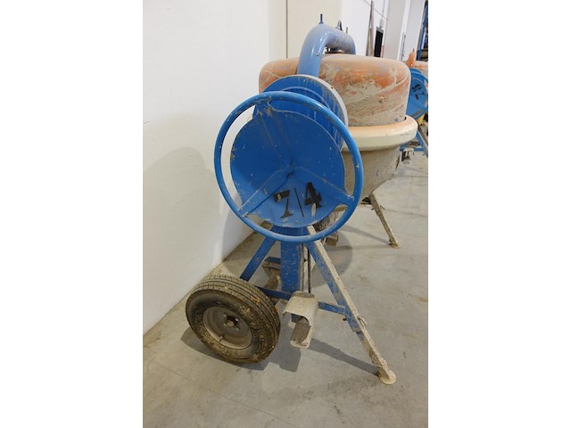 Verrijdbare betonmolen omaer - afbeelding 4 van  8