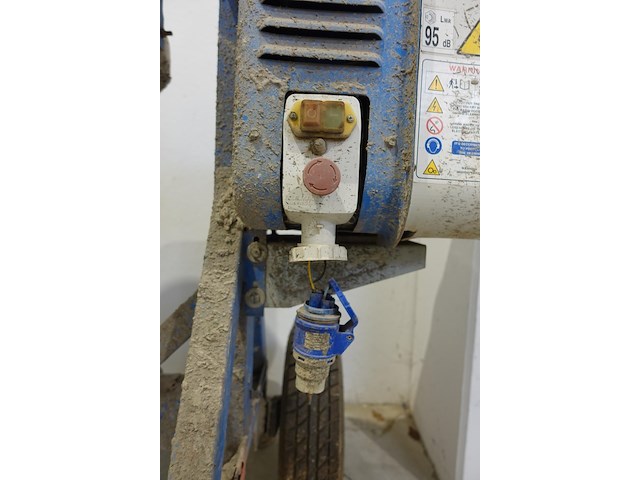 Verrijdbare betonmolen omaer - afbeelding 6 van  8