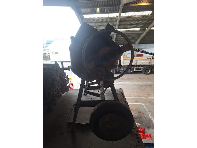 Verrijdbare betonmolen plevam - afbeelding 1 van  6