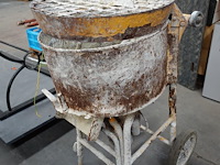 Verrijdbare betonmolen soroto - afbeelding 2 van  6