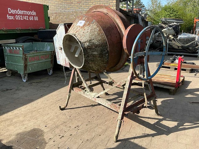 Verrijdbare betonmolen - afbeelding 3 van  5