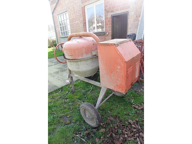 Verrijdbare betonmolen - afbeelding 3 van  5