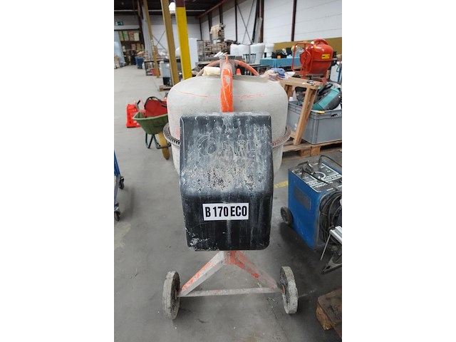 Verrijdbare betonmolen - afbeelding 2 van  4