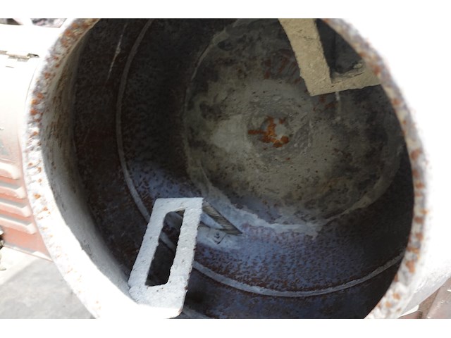 Verrijdbare betonneuze atika - afbeelding 5 van  6