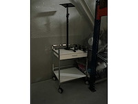 Verrijdbare bijzettafel - afbeelding 1 van  1