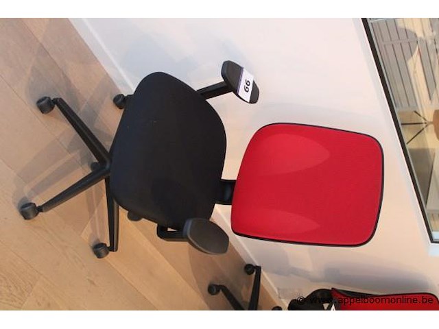 Verrijdbare bureaustoel - afbeelding 1 van  1