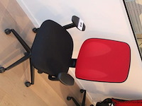 Verrijdbare bureaustoel - afbeelding 1 van  1